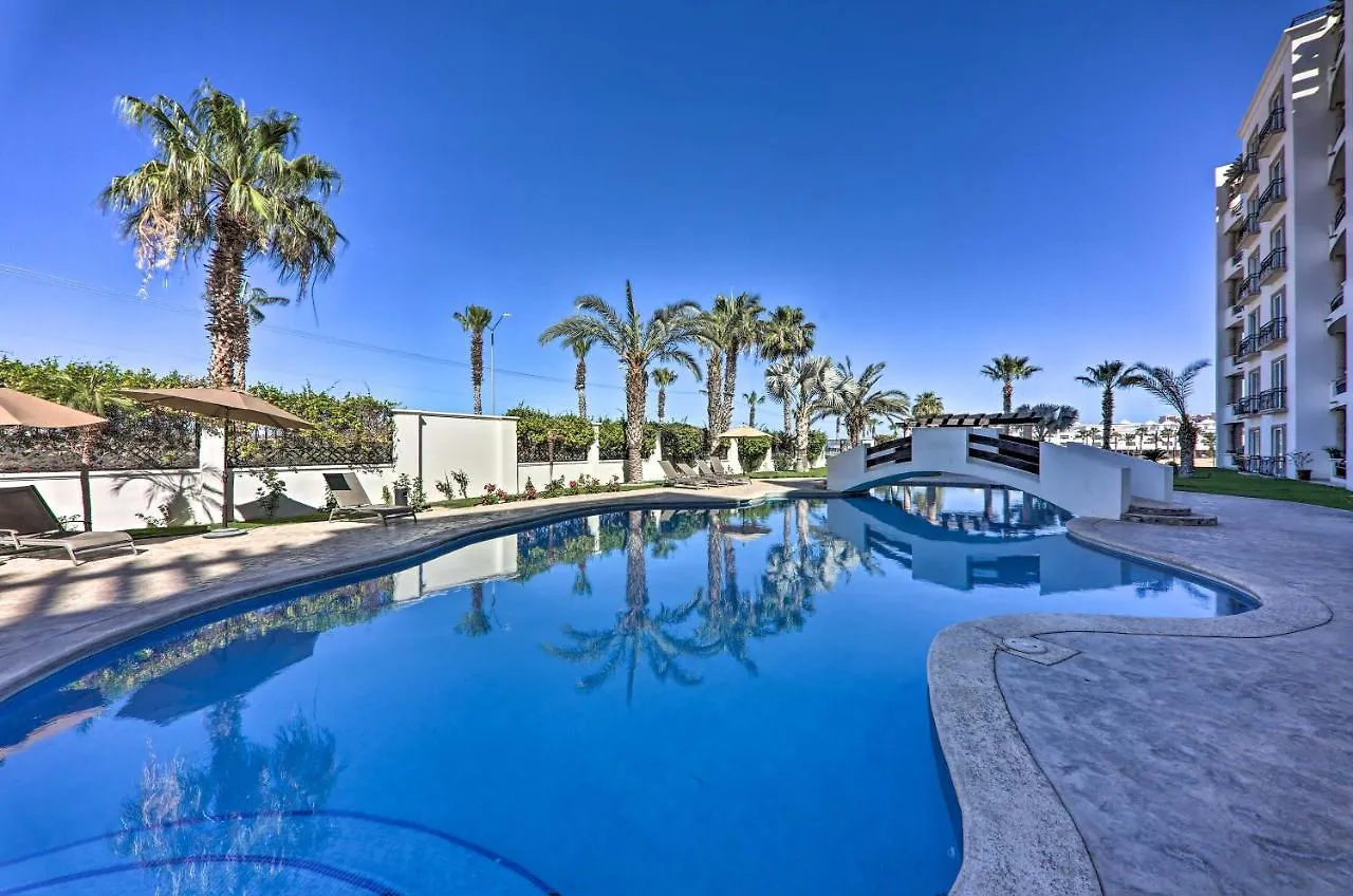 Modern Condo With Jetted Tub, Balcony And Ocean View! Cabo San Lucas