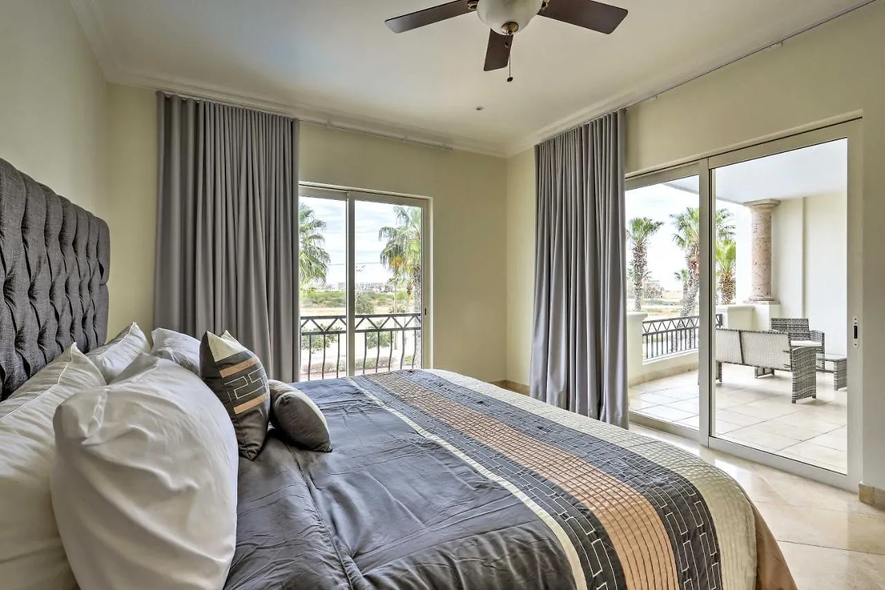 Апартаменты Modern Condo With Jetted Tub, Balcony And Ocean View! Кабо-Сан-Лукас
